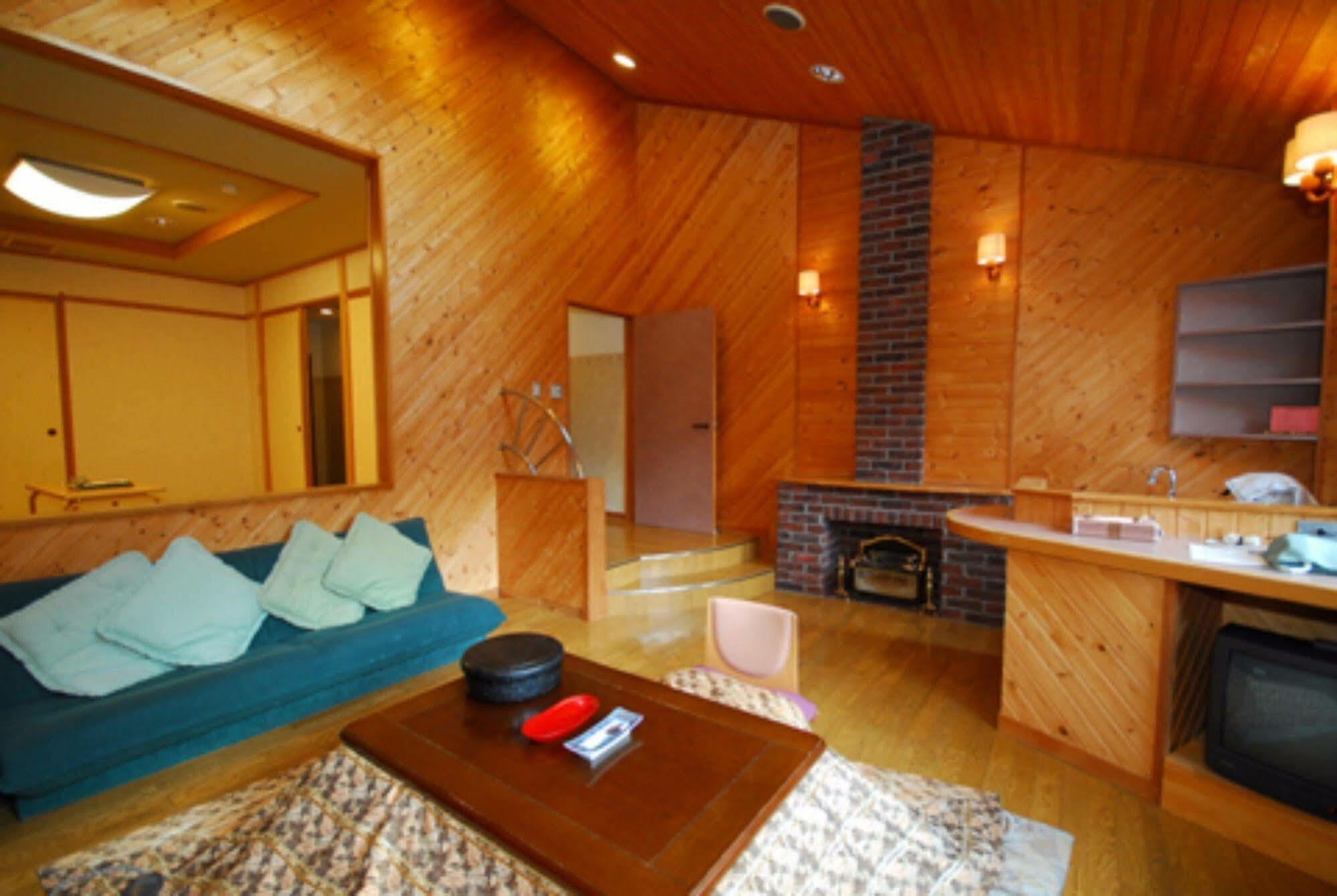 Minakamisansou Hotel Buitenkant foto
